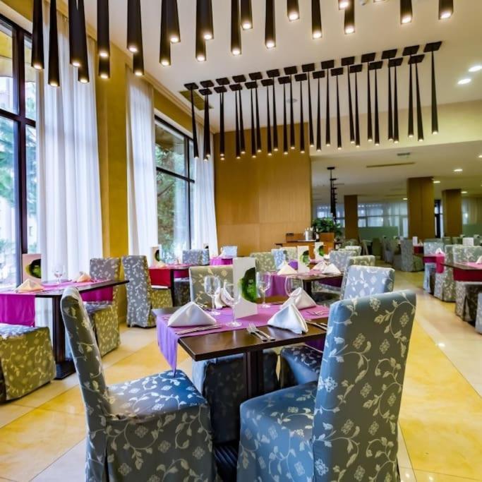 Cozy Apartment In Barcelo Royal Beach Hotel ***** Солнечный берег Экстерьер фото